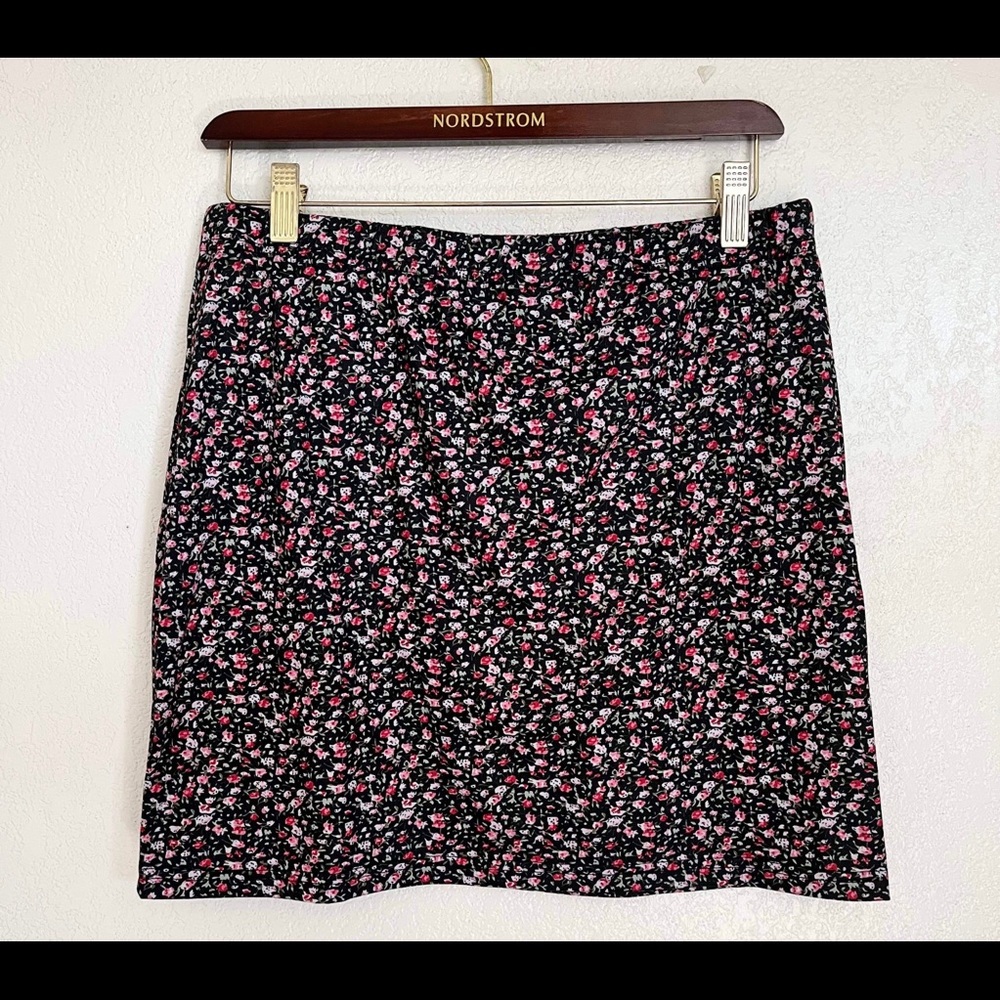 Shein - Picture 2 of 3